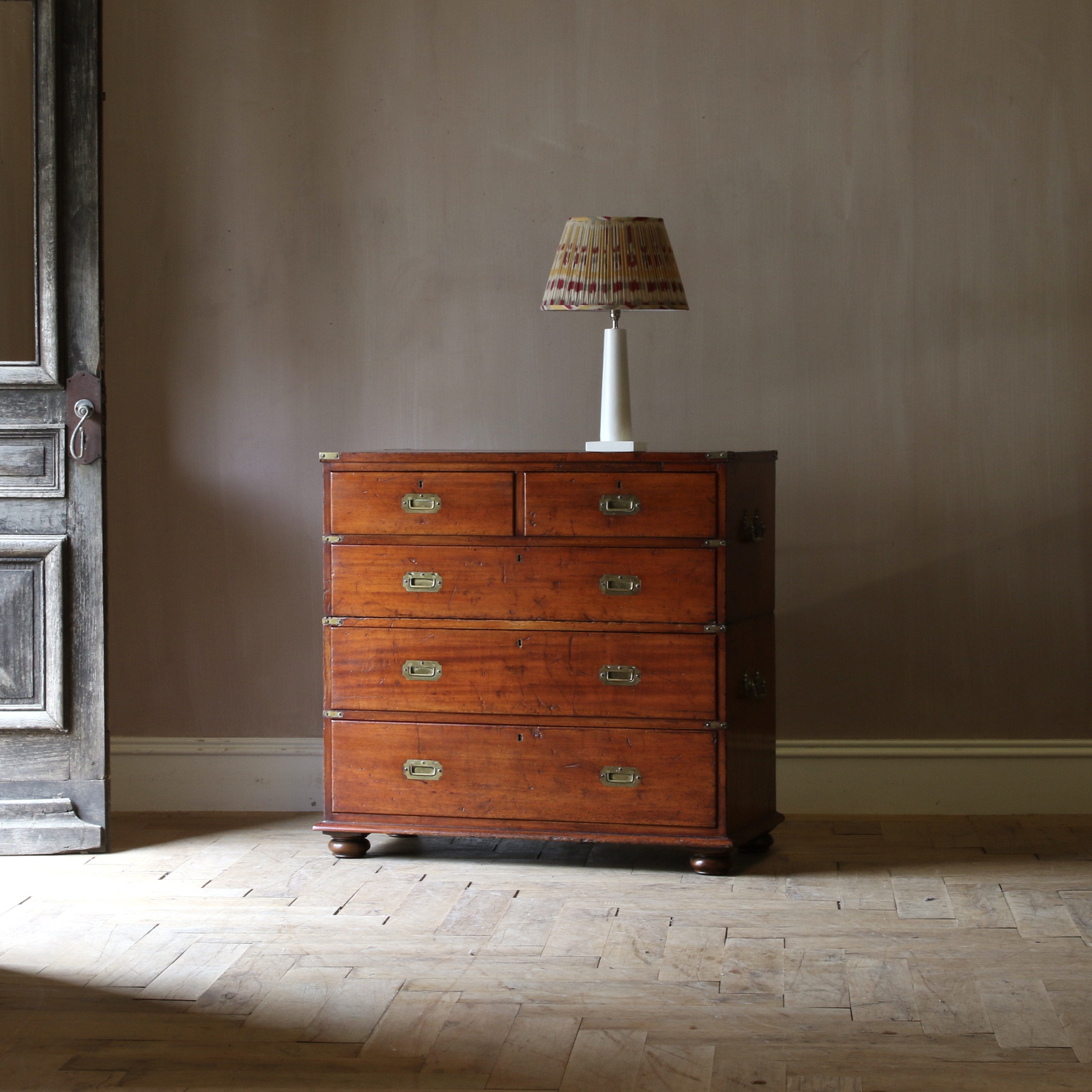 151-44 - Military Chest